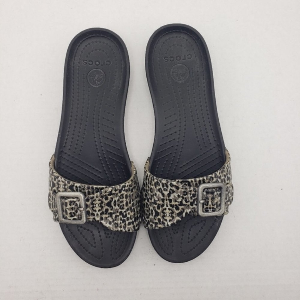 Crocs Sarah Leopard Slip-on Open Toe Sandal W8